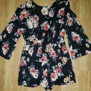 Jacquard floral romper